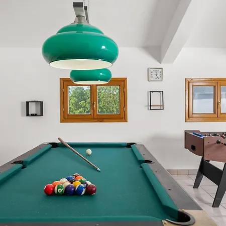 House בית נופש