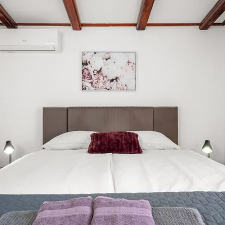 House Tatil Evi *