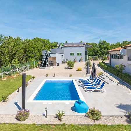 House Tatil Evi