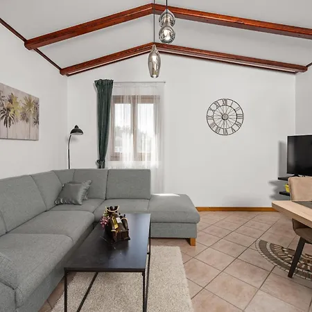 House Tatil Evi
