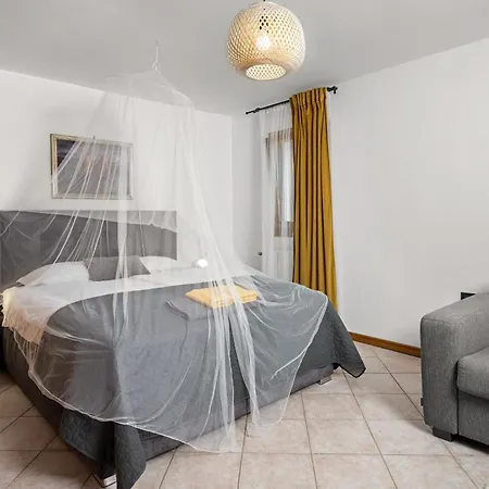 House Tatil Evi Trget