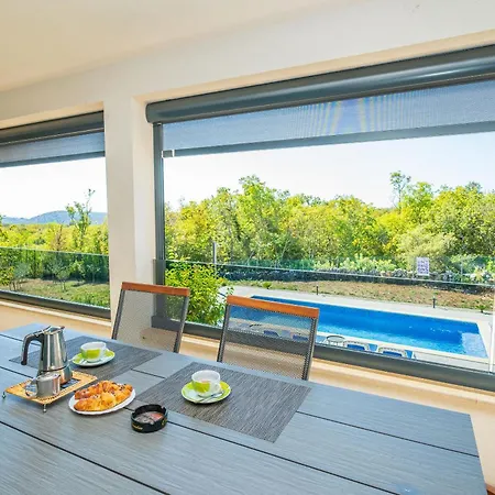 House Ferienhaus *