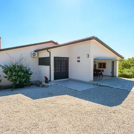 Dom wakacyjny House