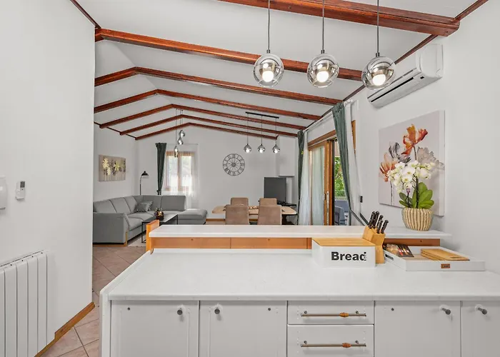 House בית נופש *